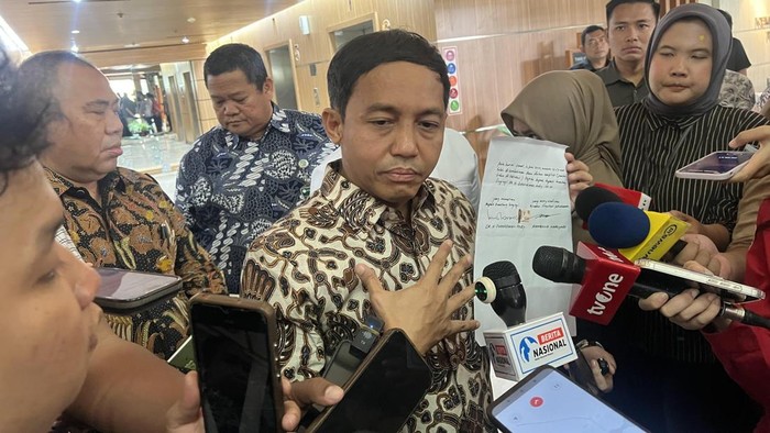 Menhut Raja Juli Antoni Laporkan Penolakan Gratifikasi ke KPK Usai Kembalikan Amplop Bupati Kuansing