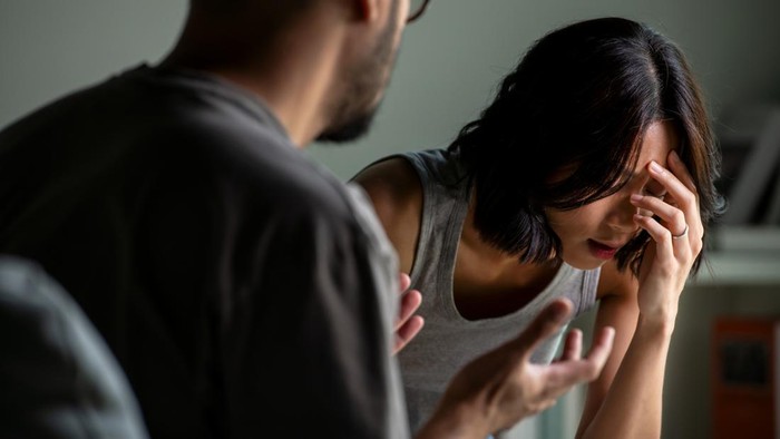 Panduan Dokter Jiwa bagi Korban Hubungan Toksik: Utamakan Cari Support System Terdekat