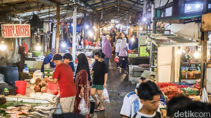 Cek! Ini Daftar Harga Pangan yang Naik & Turun