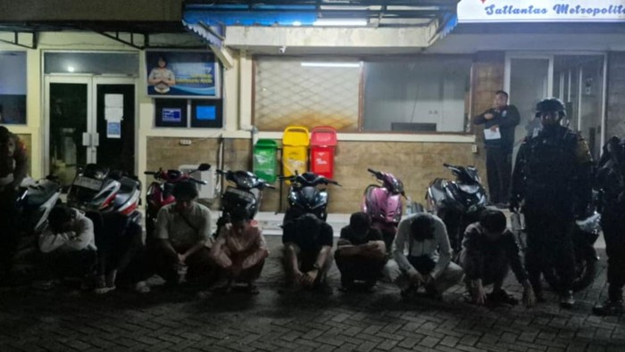 Balap Liar Berhasil Digagalkan Polisi di Duren Sawit, 8 Sepeda Motor Diamankan
