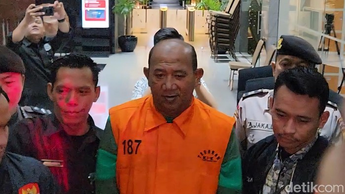 Bupati Langkat Hanya Ucapkan Terima Kasih Sebelum Dibawa ke Tahanan KPK