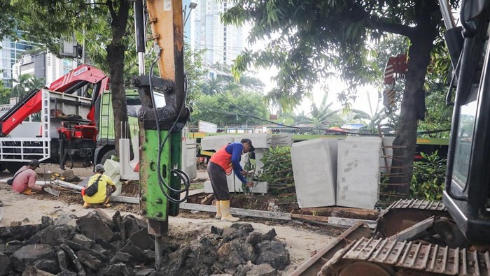 Ratusan Ribu Warga Serbu Pendaftaran Program Padat Karya DKI, Pramono Sebut Sebagai Bantalan Ekonomi