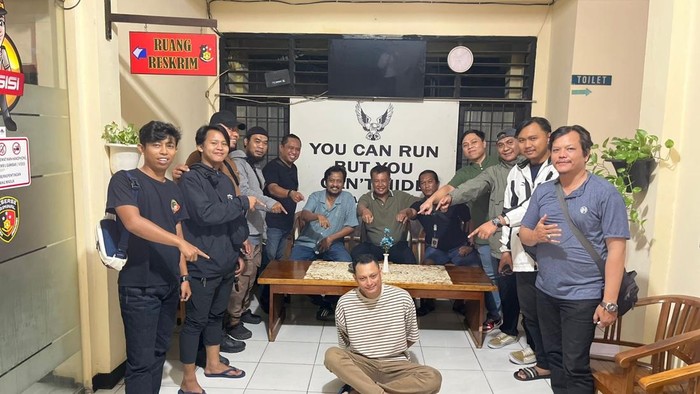 'Bang Jago' Pengendara Ninja Pukul Pemotor di Jaksel Jadi Tersangka
