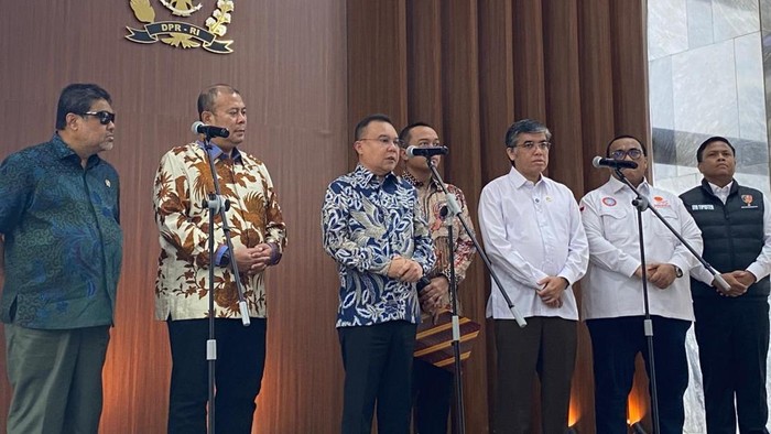 Dasco Pimpin Rapat Koordinasi Bareng Mensesneg-Bos Buruh Bahas Potensi PHK