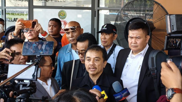 Roy Suryo Minta Hakim Praperadilan Nyatakan Penggeledahan Rumahnya Tidak Sah