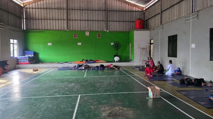 BNPB: 232 Pengungsi Kebakaran TPA Jatiwaringin Kembali ke Rumah