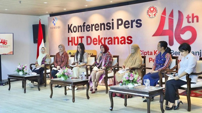 Jelang HUT Dekranas, Tri Tito Harap Kerajinan RI Tembus Pasar Global