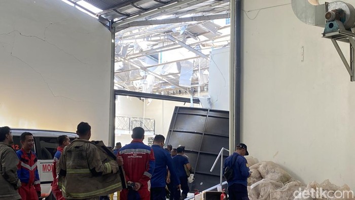 Tabung Meledak di Pabrik Kawasan Industri Candi Semarang, Satu Karyawan Tewas, Tujuh Lainnya Terluka Bakar