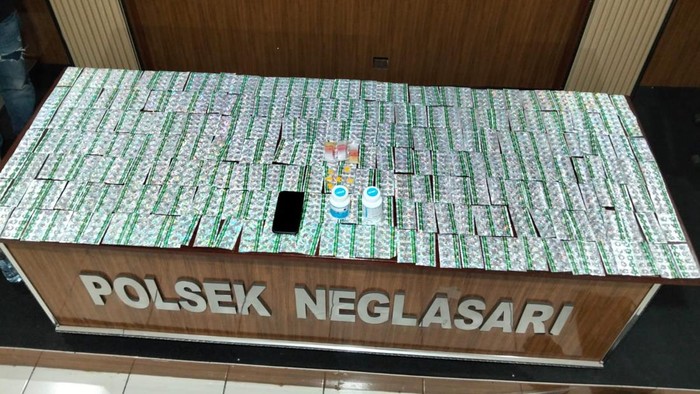 Polisi Tangkap Pengedar Obat Keras di Tangerang, 4.650 Pil Disita