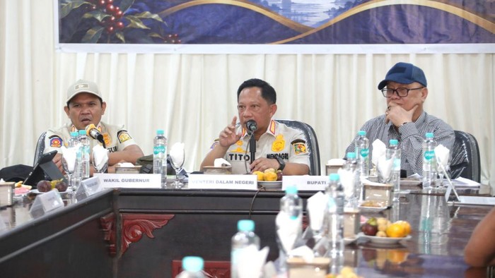 Pemerintah dan Warga Sepakat Percepat Pemulihan Jalan dan Jembatan di Bener Meriah Pascabencana