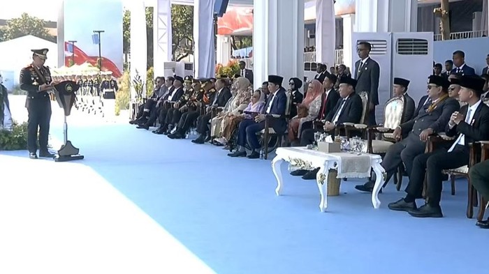 Polri Tingkatkan Penggunaan Produksi Lokal: Kaus Antisayat hingga Radiasi