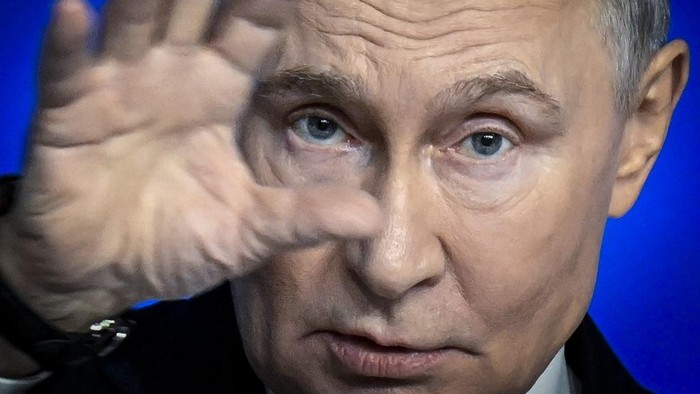 Putin Akui Rusia Kekurangan Pasokan BBM Akibat Serangan Berkelanjutan Ukraina