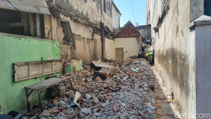 Penghuni Kontrakan Viral di Surabaya Bantah Tuduhan Minta Kompensasi Rp 60 Juta sebagai Syarat Pindah