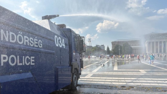 Meriam Air Jadi Andalan Warga Budapest Hadapi Gelombang Panas Ekstrem
