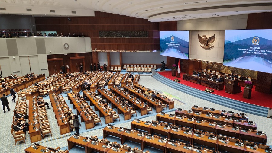 Jakarta - Sorotan Tajam dari Dua Fraksi Besar