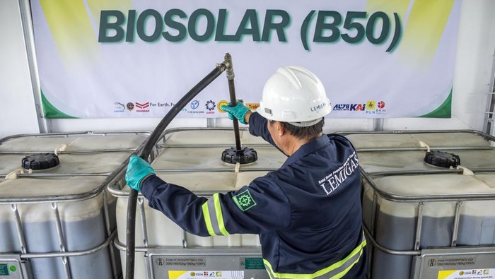 B50 Berlaku 1 Juli, RI Bisa Kurangi Impor Solar-Hemat Rp 157 T