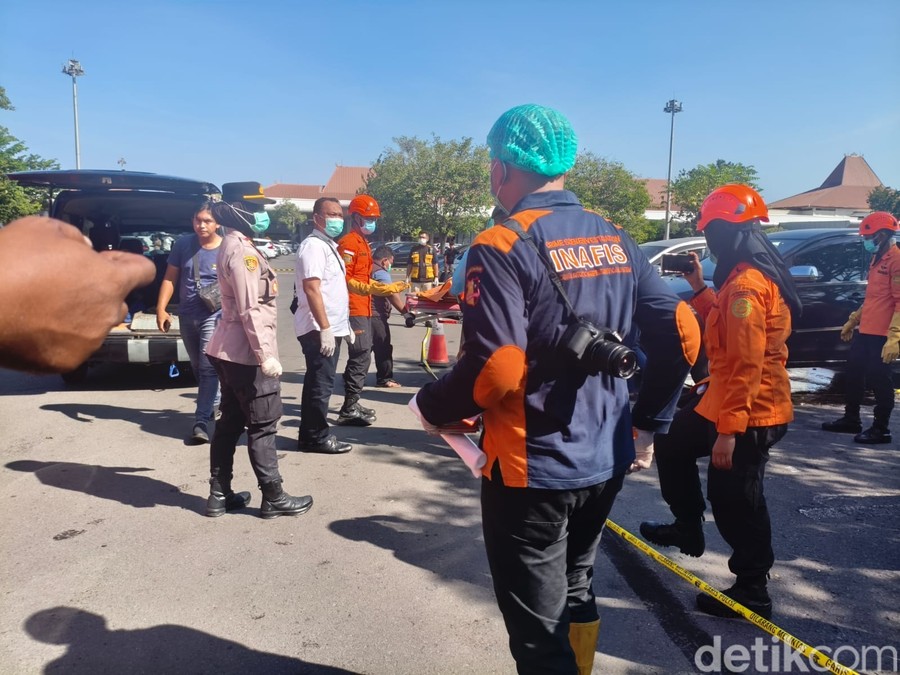 Kepala Dinas Beberkan Sosok ASN Wanita yang Tewas dalam Mobil Dinas di Bandara Juanda