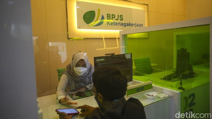 Pajak Pencairan JHT Belum Bisa Dihapus, Ini Alasannya