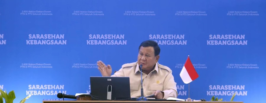 Prabowo Terima Langsung Daftar Usulan dari Forum Profesor dan Rektor di Penutupan KSTI 2026