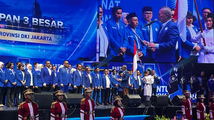 Zulhas Resmi Lantik Uya Kuya Jadi Ketua DPW PAN Jakarta
