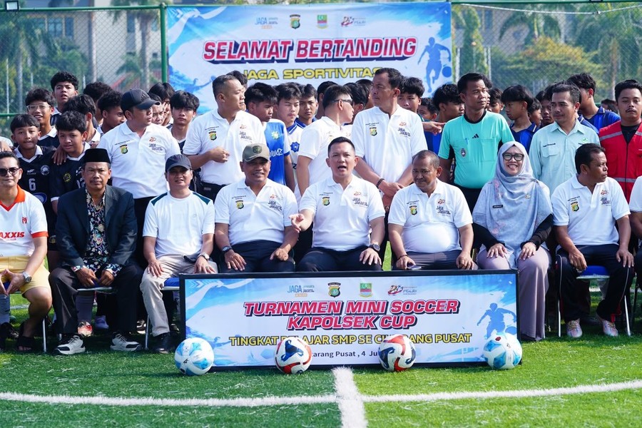 HUT Bhayangkara ke-80, Polsek Cikarang Pusat Gelar Mini Soccer Cup Pelajar
