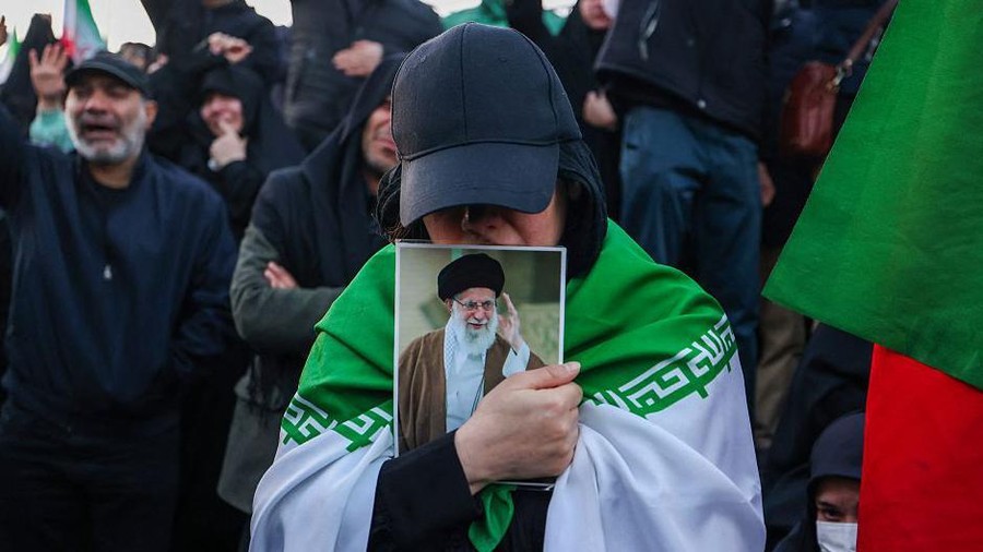 Iran Tetapkan Tiga Hari Libur Nasional untuk Prosesi Pemakaman Ali Khamenei