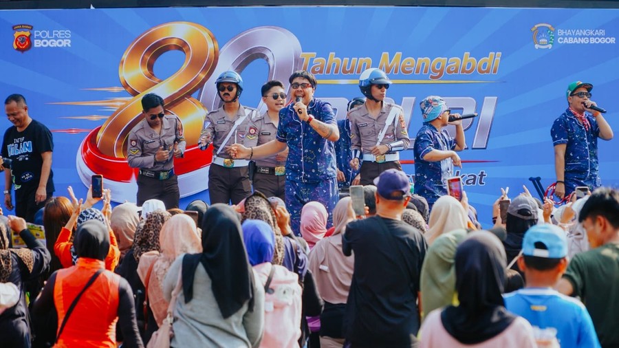 Puncak Bhayangkara Fest Polres Bogor Sukses Digelar, Layanan Paspor Keliling dan Nobar Piala Dunia 2026 Jadi Magnet Warg
