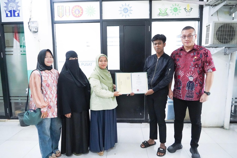 Siswa Yatim Terbantu, Ijazah yang Tertahan Akhirnya Ditebus