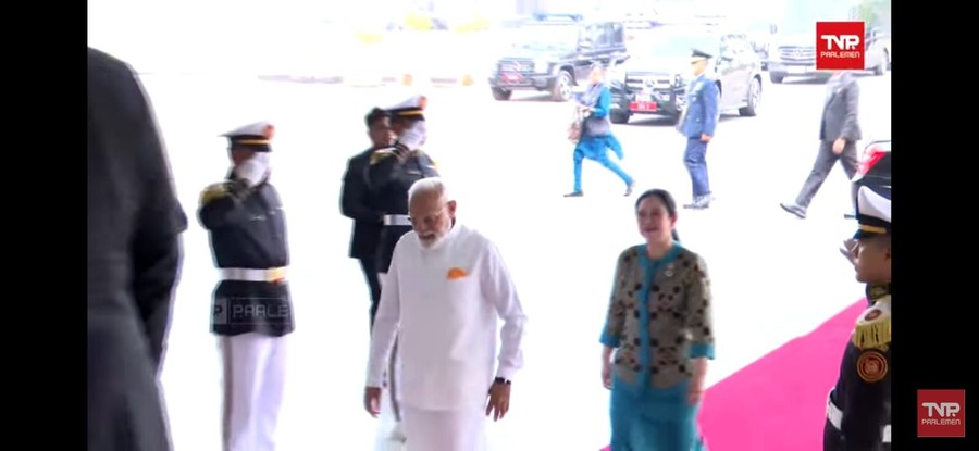 PM India Modi Buka Pidato di DPR dengan Sapaan Bahasa Indonesia, Disambut Tepuk Tangan