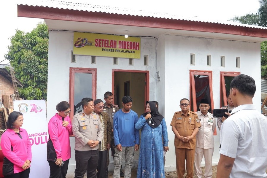 Polres Pelalawan Resmikan Bedah Rumah di Hari Bhayangkara ke-80