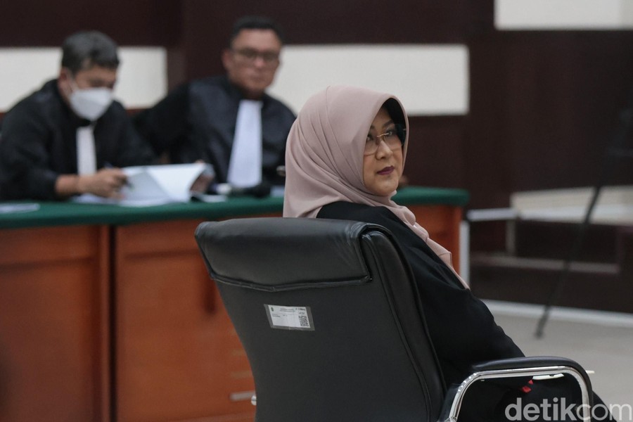 Sidang Perdana Dokter Tifa: Dakwaan Fitnah terhadap Jokowi Terungkap di PN Jakarta Timur