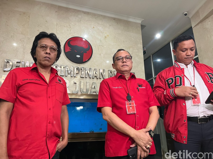 PDIP Sebut Klaim Jokowi Soal Ritual Injak Kepala Kerbau Sulit Dipercaya
