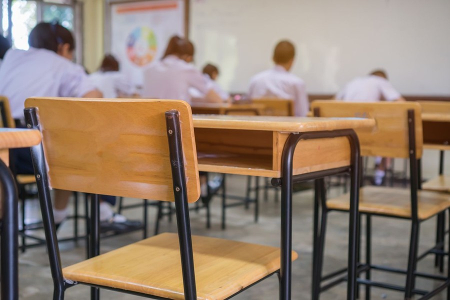 Viral, Dua Bocah Mengamuk dan Rusak Fasilitas Sekolah di Batang