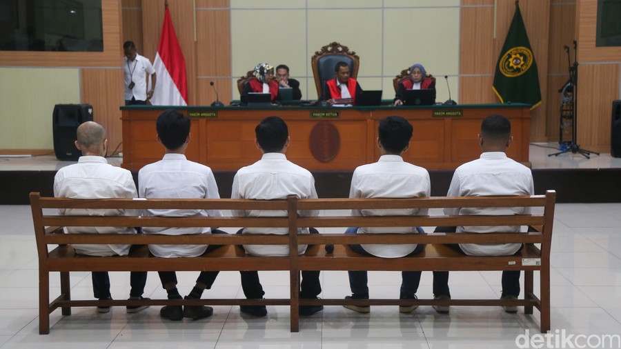 Tiga Dalang Pembunuhan Kepala Cabang Bank Dijatuhi Tuntutan 15 Tahun Penjara
