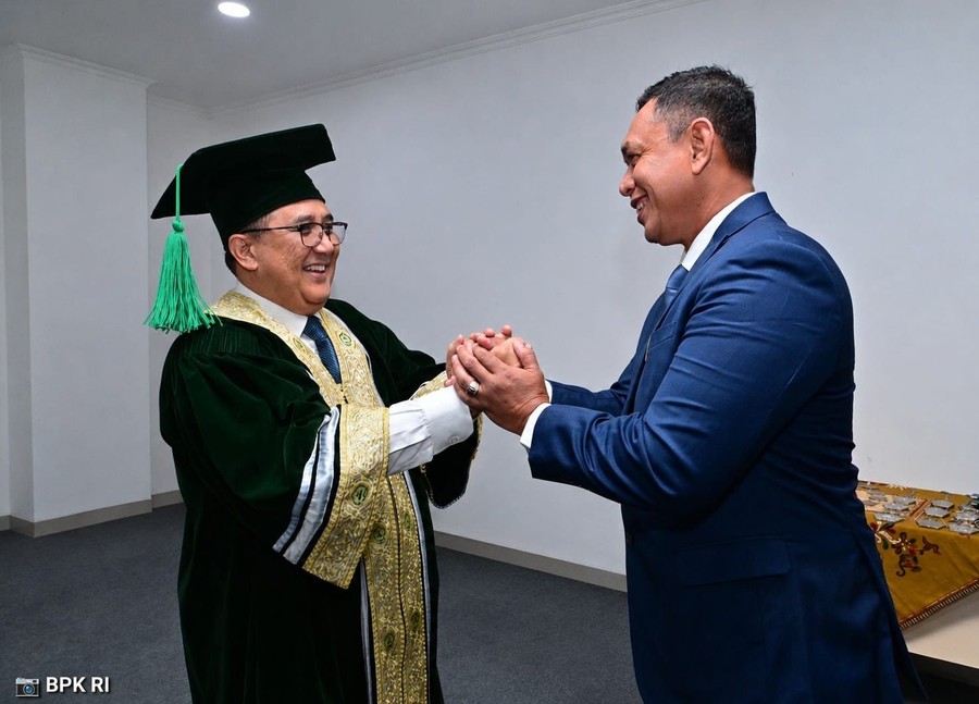 Momen Dirut BULOG Hadiri Pengukuhan Profesor Kehormatan Anggota BPK RI