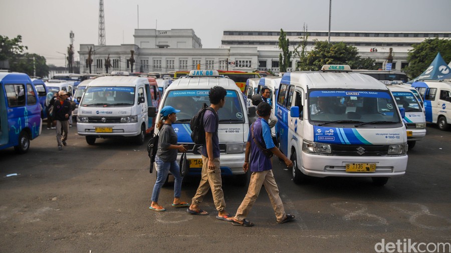 Rencana Tarif Rp2.000 untuk Mikrotrans JakLingko Tuai Pro dan Kontra