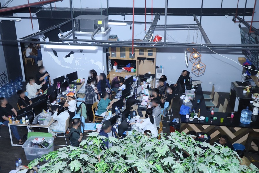Bareskrim Bongkar Sarang Judi Online Hayam Wuruk: Modus Kripto dan Kedok Perusahaan Teknologi Mirip Operasi di Kamboja d
